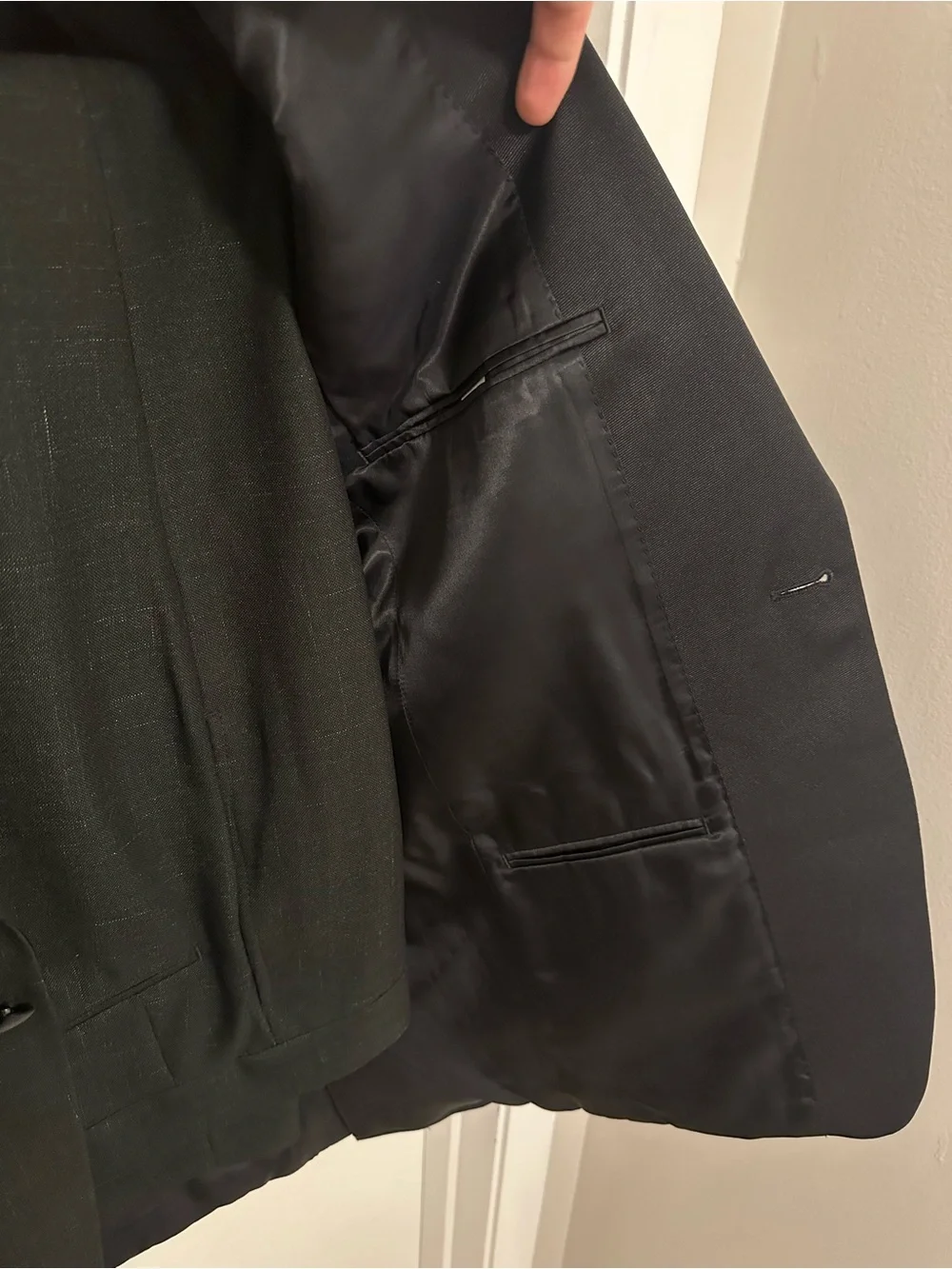 Calvin Klein 38R - 32W Black Patterned Shawl Collar Tuxedo